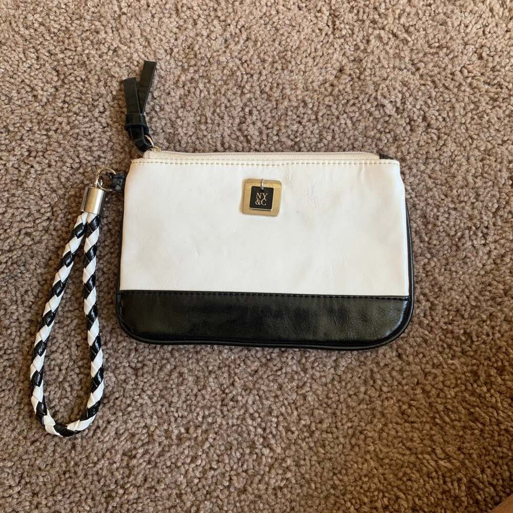 Black White Glossy NY & CO Wristlet Clutch